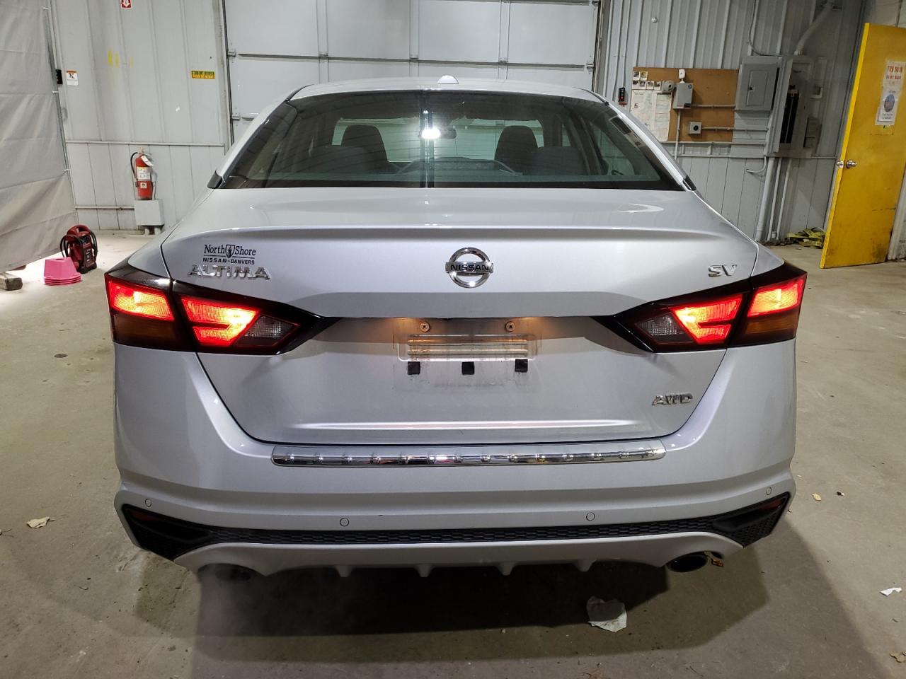 Nissan Altima Sv Image 6