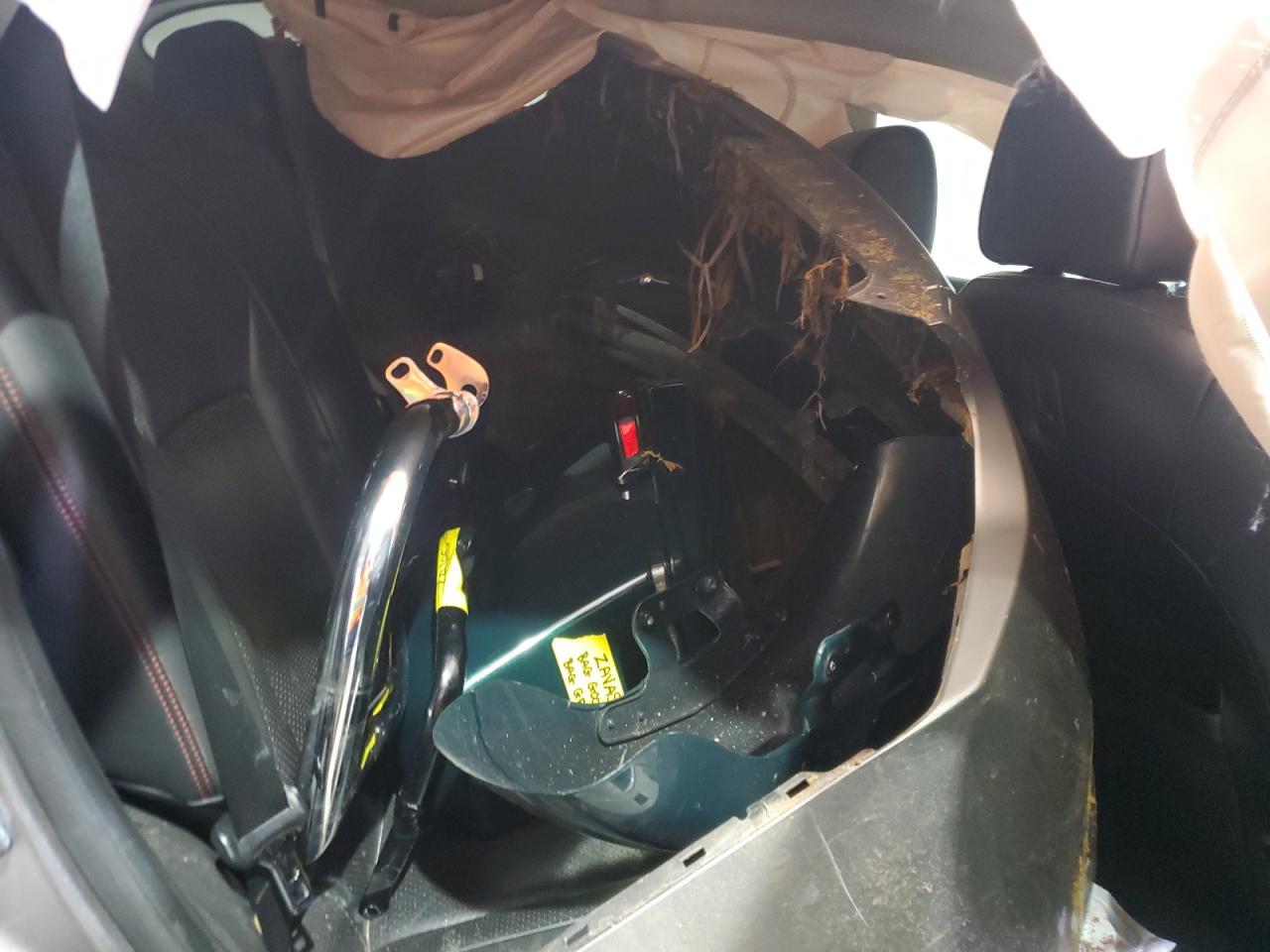 Nissan Rogue S Image 5