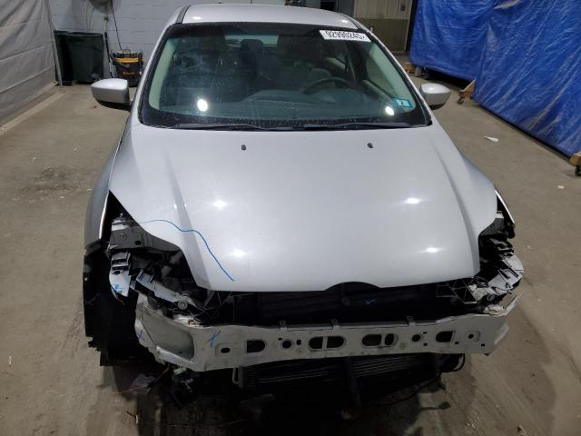 Ford Focus Se Image 8