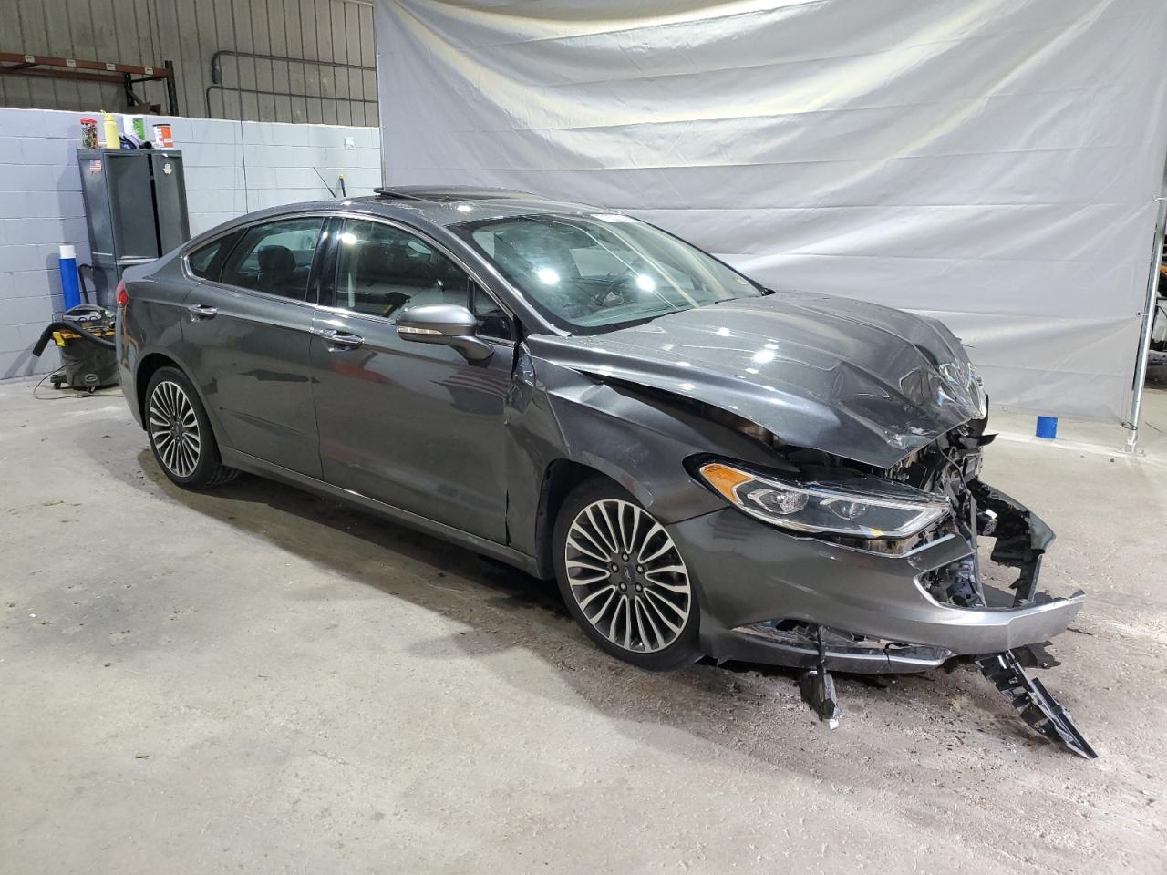 Ford Fusion Se Image 4