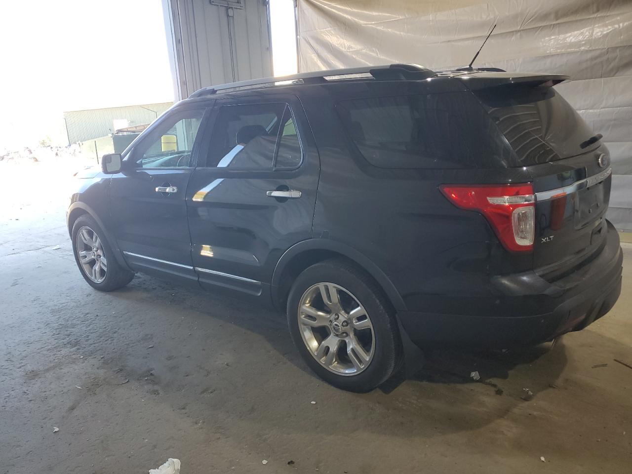 Ford Explorer Xlt Image 13