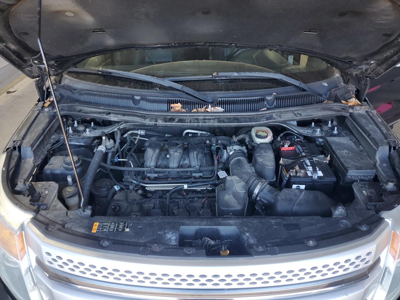 Ford Explorer Xlt Image 9