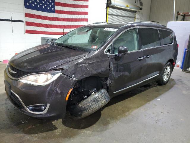  Salvage Chrysler Pacifica