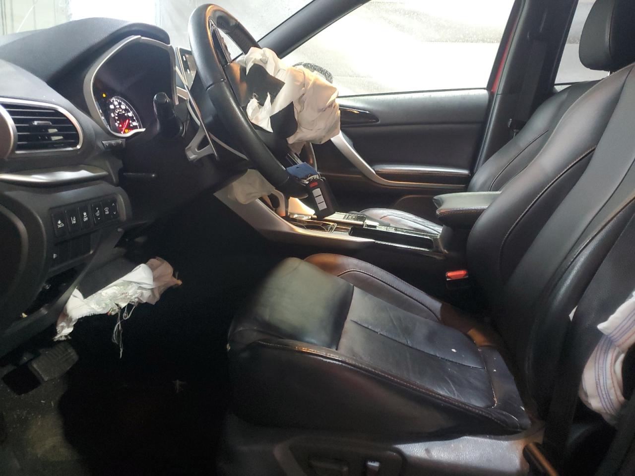 Mitsubishi Eclipse Se Image 8