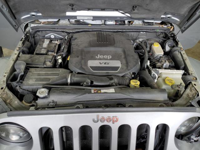 Jeep Wrangler Sahara Image 8