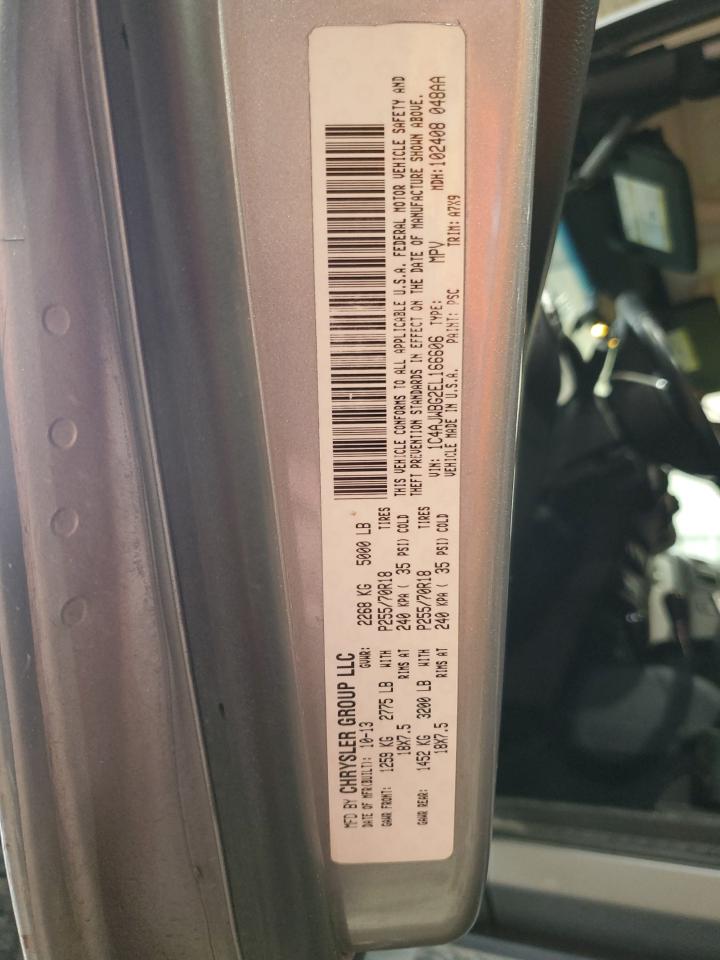 Jeep Wrangler Sahara Image 10