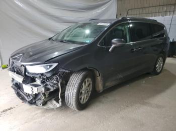  Salvage Chrysler Pacifica