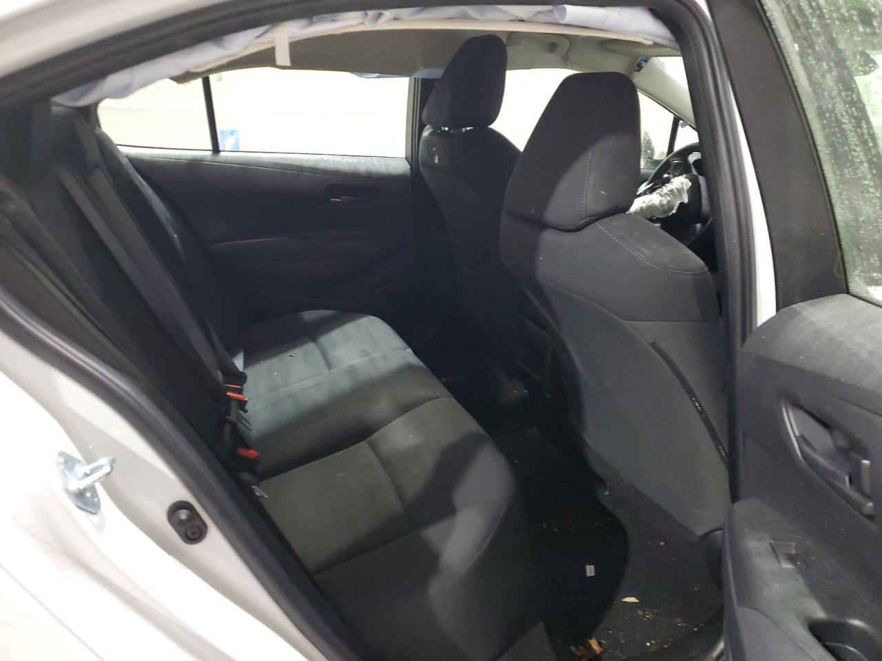 Toyota Corolla Le Image 11