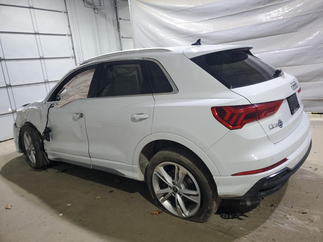 Audi Q3 Premium Plus S Line 45 Image 3