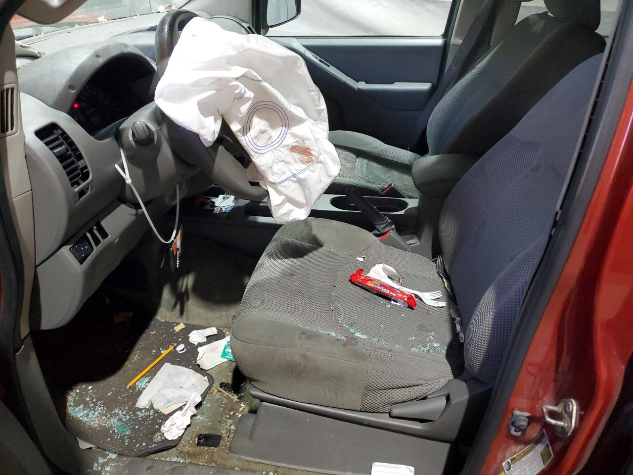 Nissan Frontier S Image 10