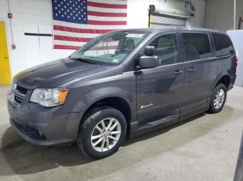  Salvage Dodge Caravan