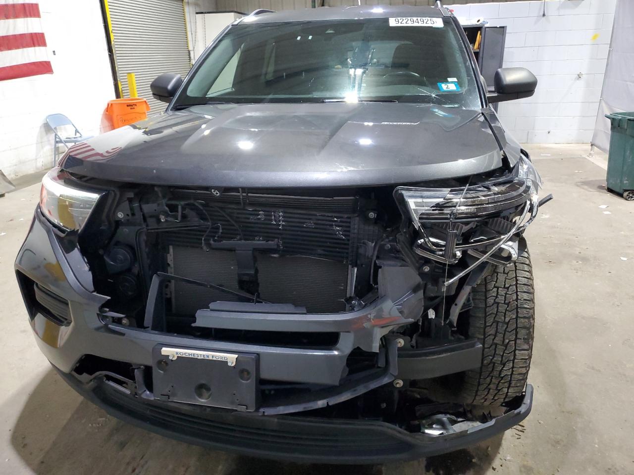 Ford Explorer Xlt Image 6