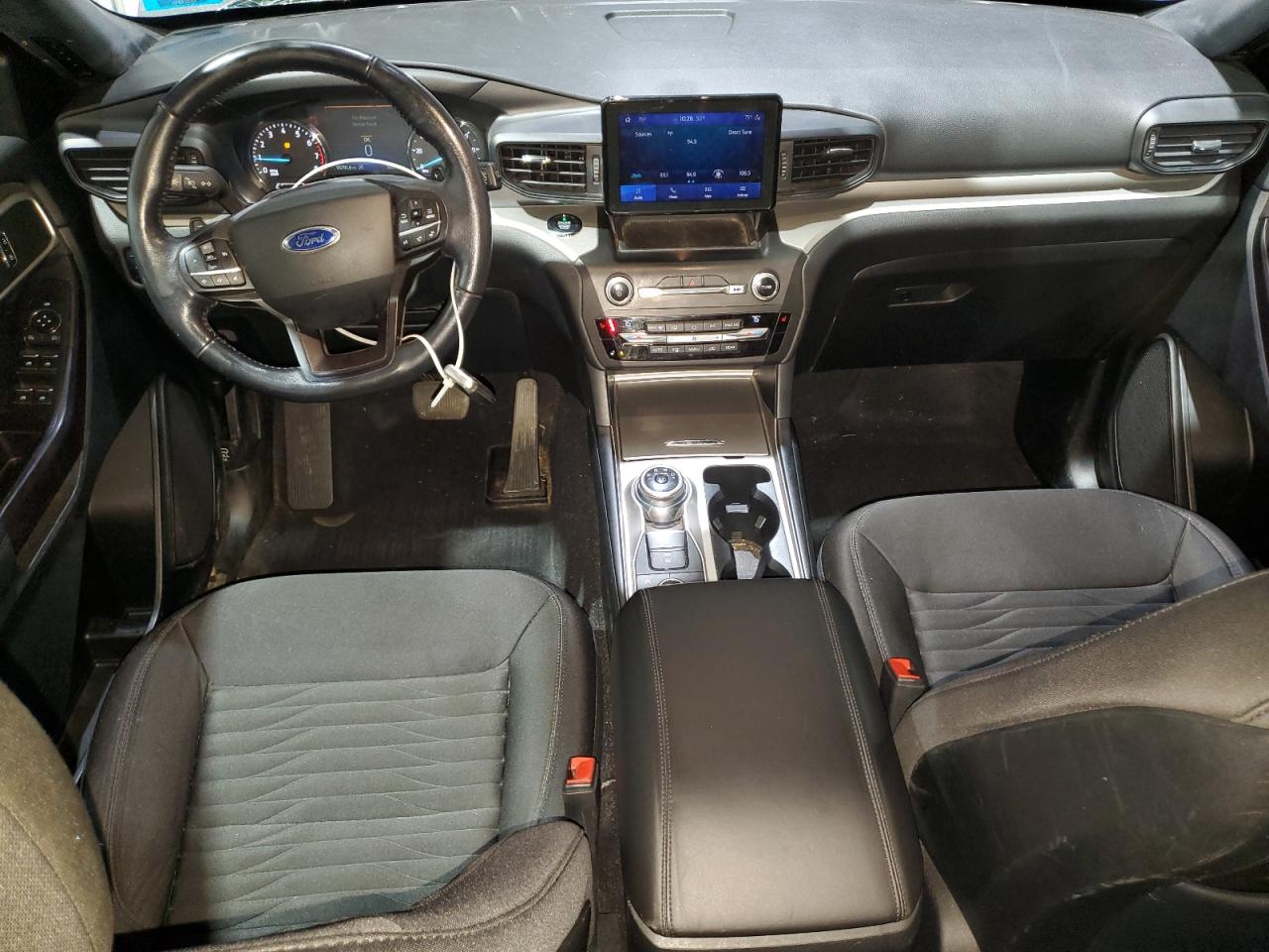 Ford Explorer Xlt Image 14