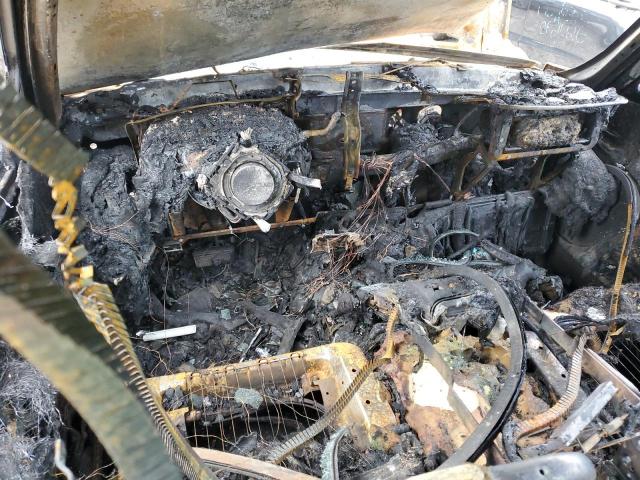 Chevrolet Silverado K1500 Image 8