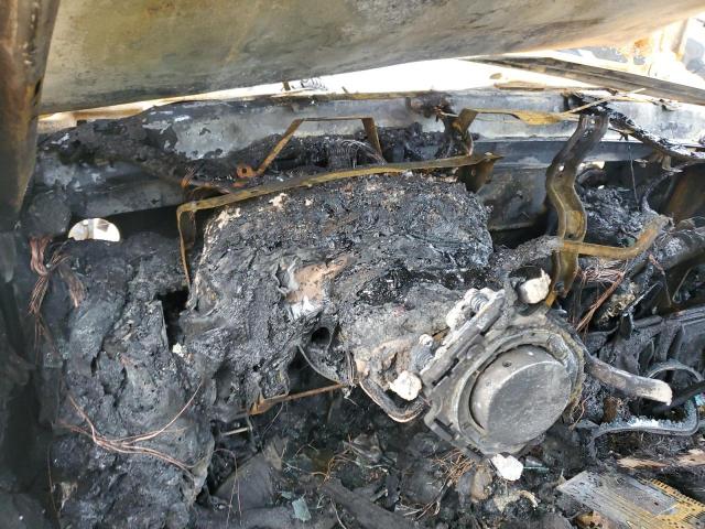 Chevrolet Silverado K1500 Image 11