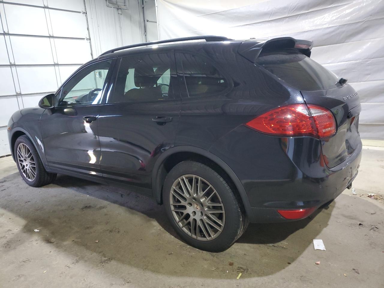 Porsche Cayenne Image 8