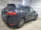 Porsche Cayenne Image 2
