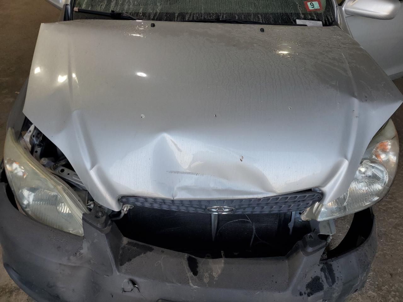 Toyota Corolla Base Image 12