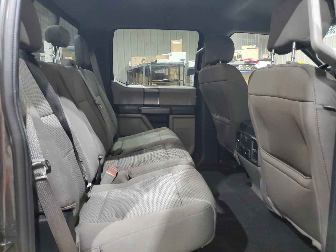 Ford F-150 Supercrew Image 10