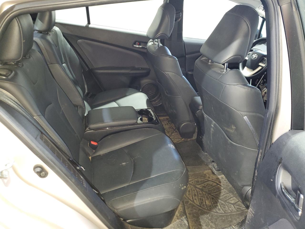 Toyota Prius Image 13