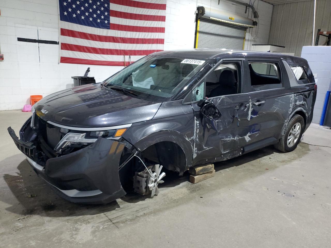 Kia Carnival Lx Image 1