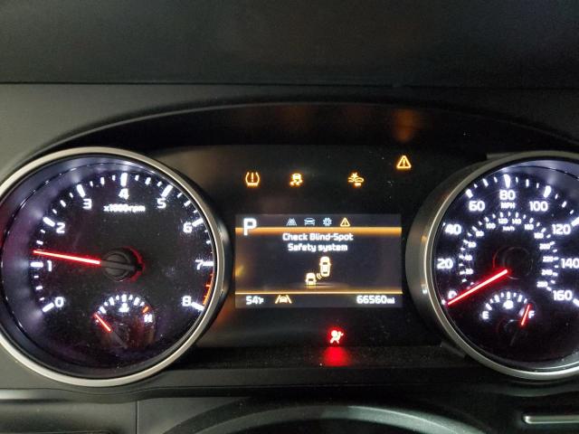 Kia Carnival Lx Image 12