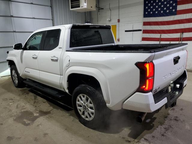 Toyota Tacoma Double Cab Image 2