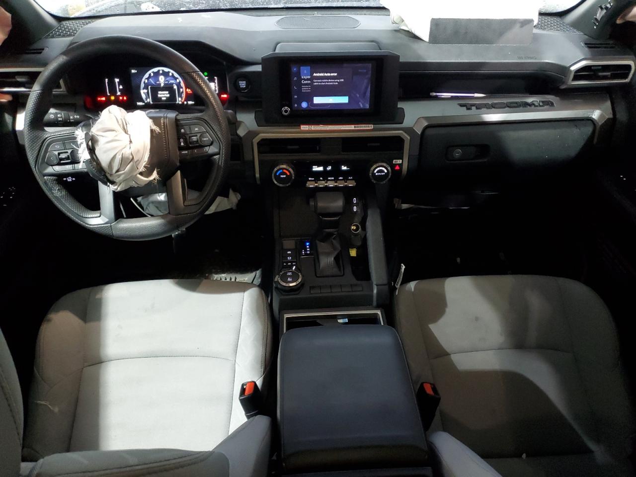 Toyota Tacoma Double Cab Image 9