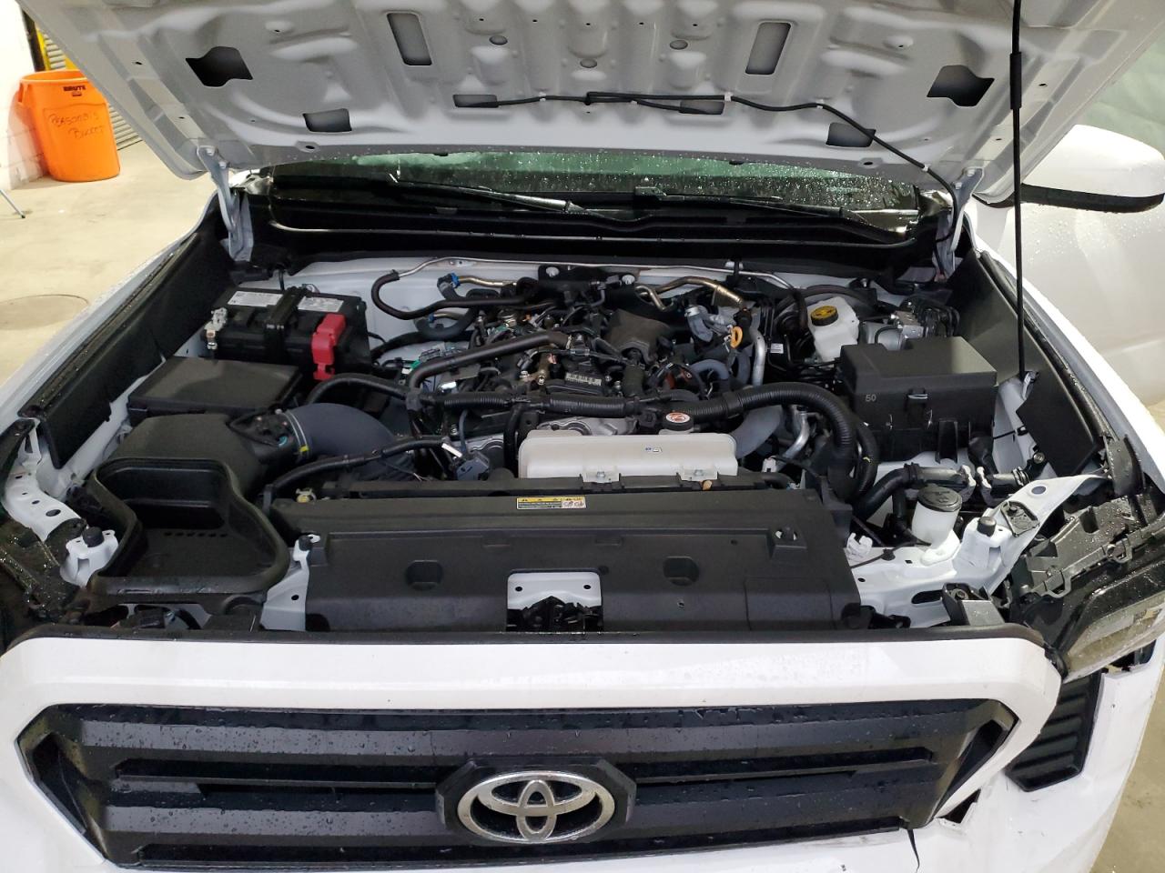 Toyota Tacoma Double Cab Image 12