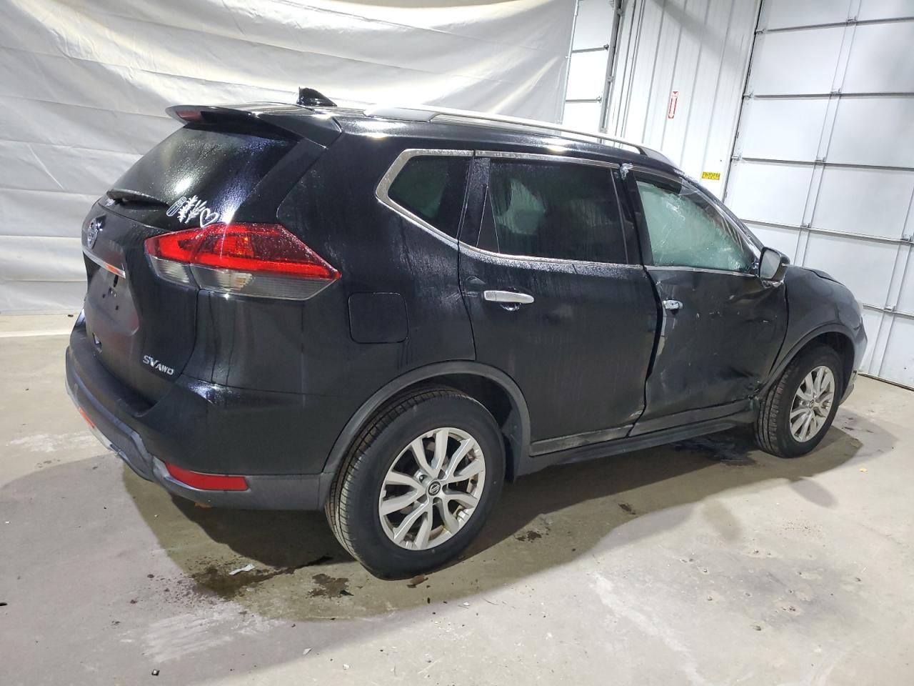Nissan Rogue S Image 5