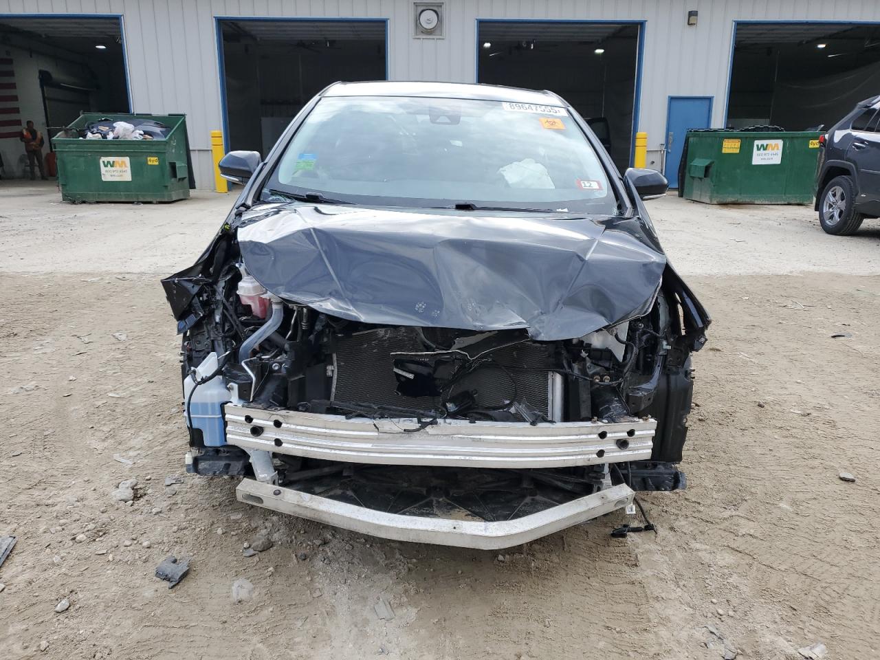 Toyota Prius Le Image 3