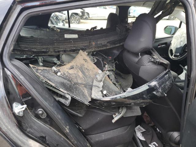 Toyota Prius Le Image 11