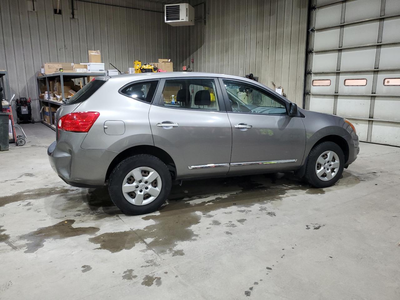 Nissan Rogue S Image 5