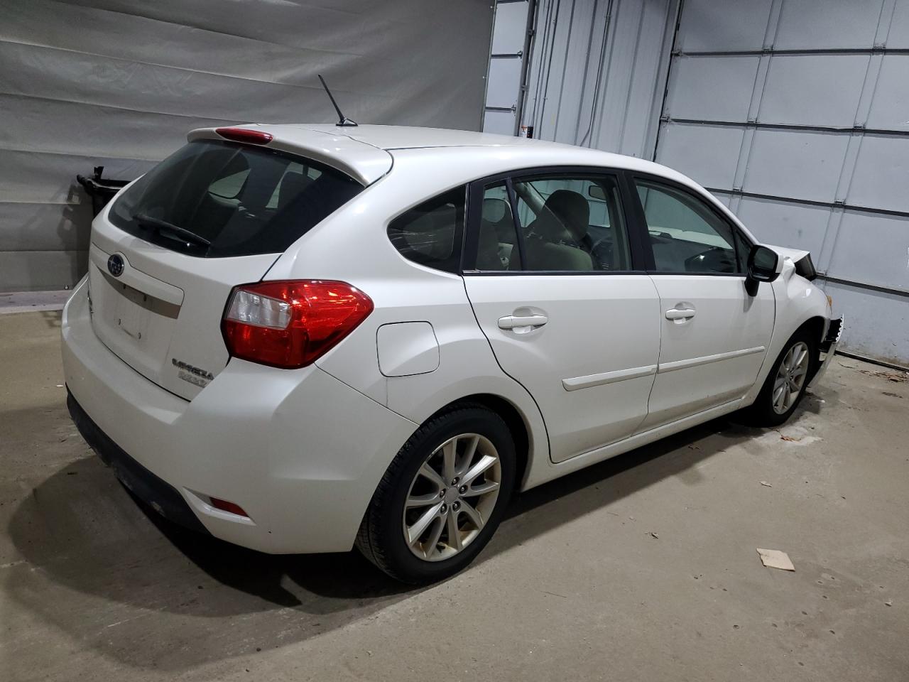 Subaru Impreza Premium Image 12
