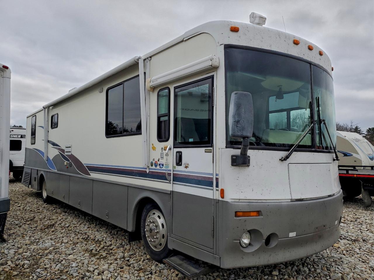 Freightliner Chassis X Line Motor Home Image 1