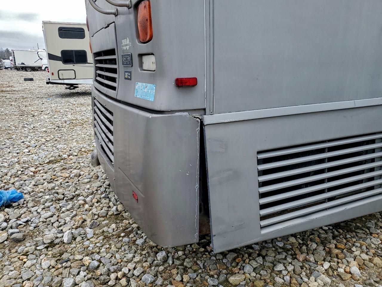 Freightliner Chassis X Line Motor Home Image 8