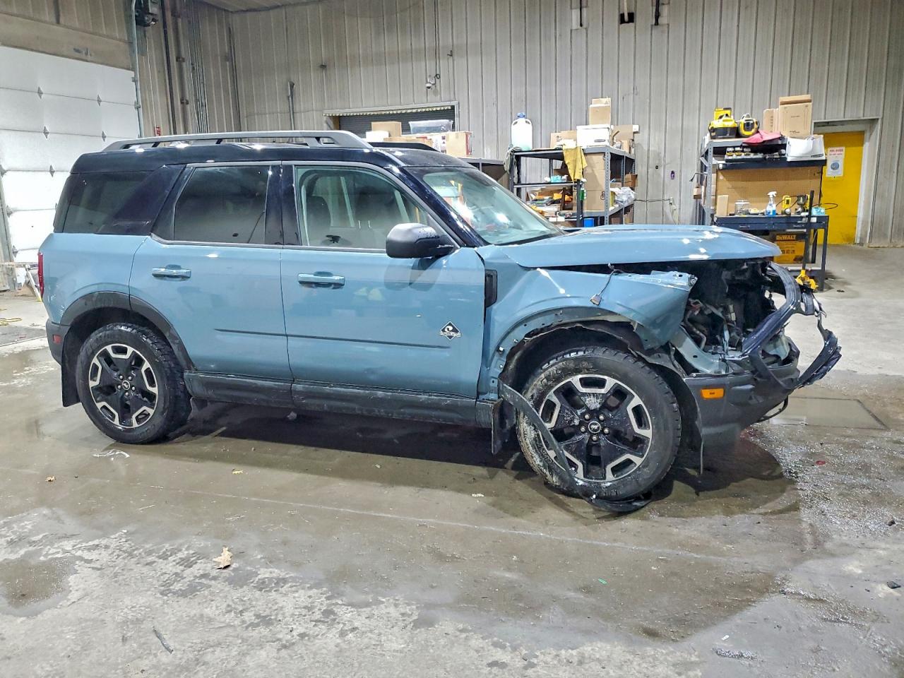 Ford Bronco Outer Banks Image 13