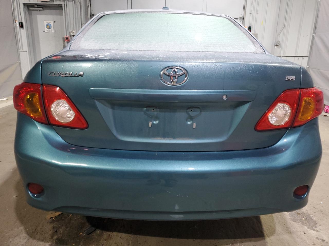 Toyota Corolla Base Image 5