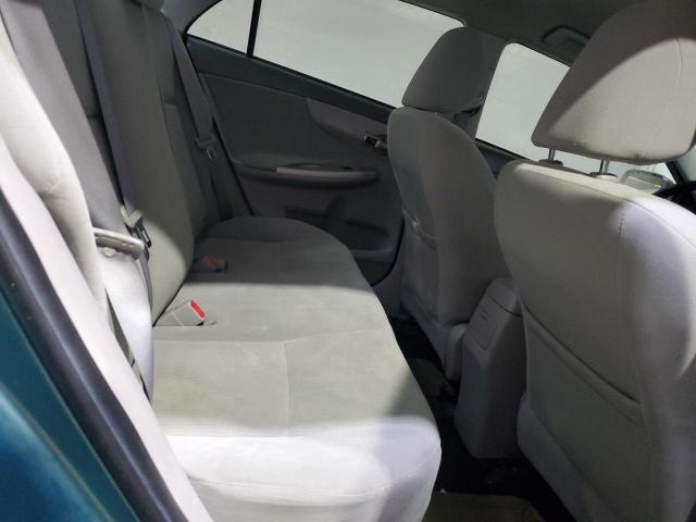 Toyota Corolla Base Image 8