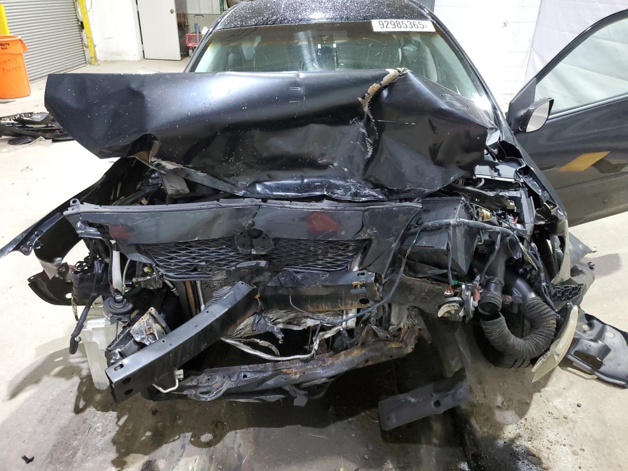 Toyota Corolla Base Image 11