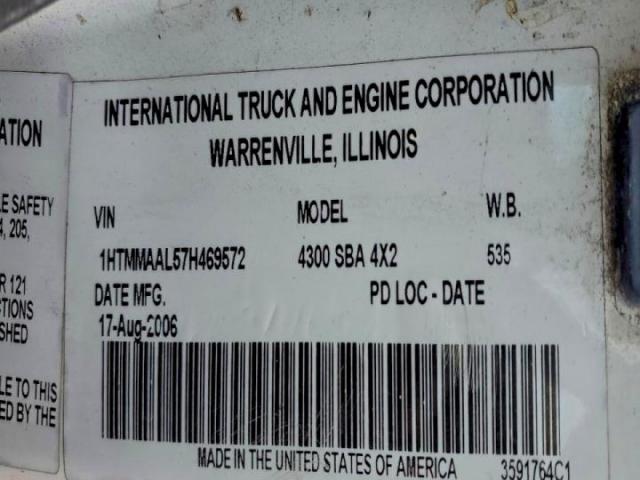 International 4300 4300 Image 4