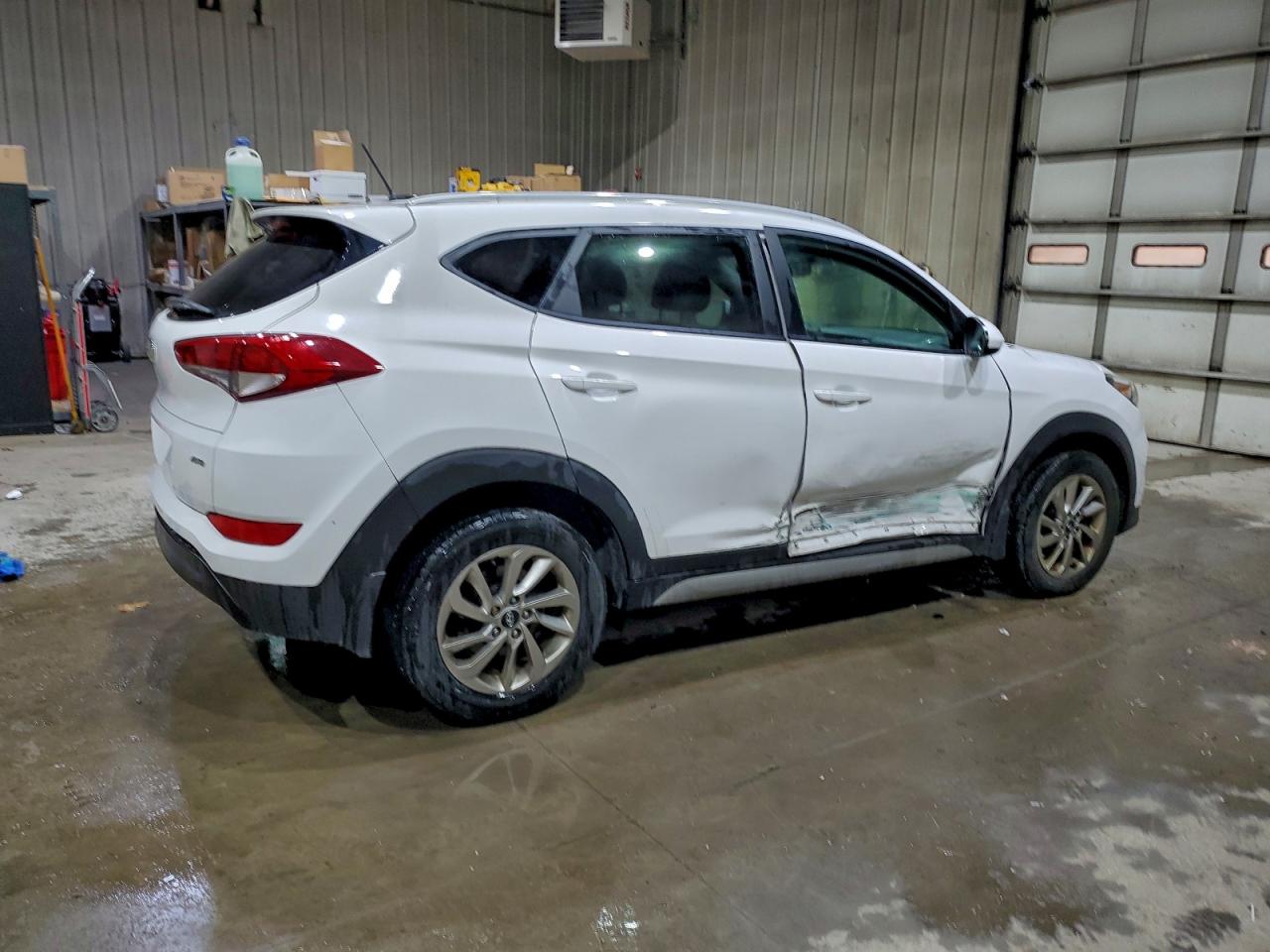 Hyundai TUCSON Limited Image 8