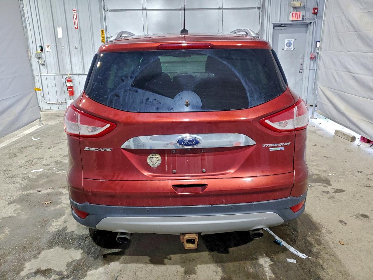 Ford Escape Titanium Image 2