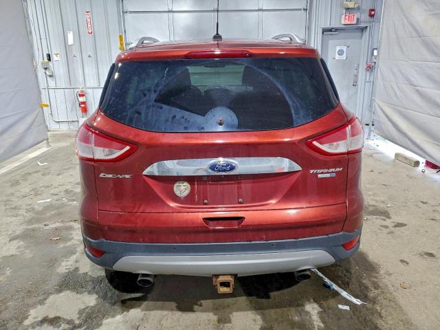 Ford Escape Titanium Image 2