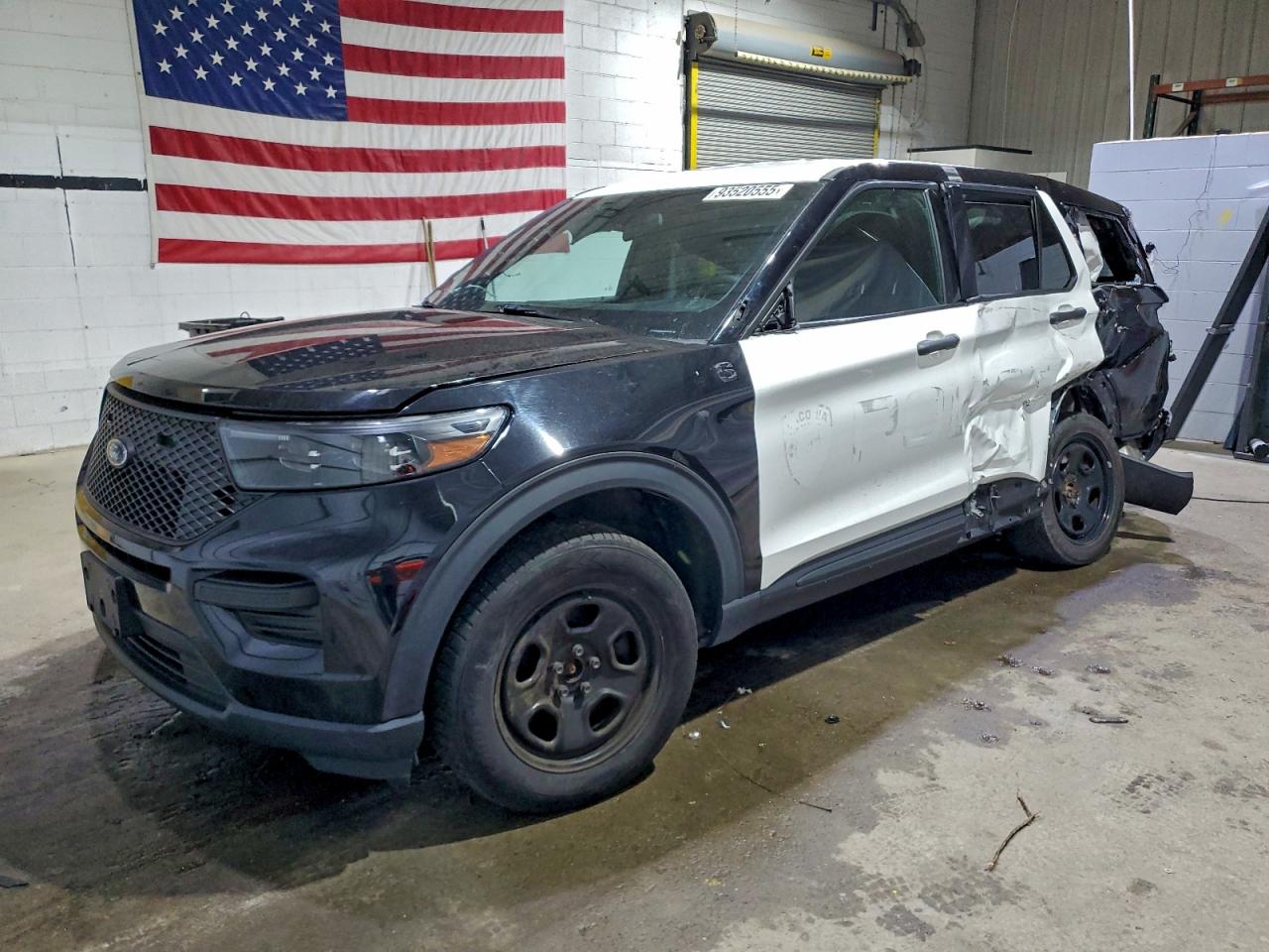 Ford Explorer Police Interceptor Image 1