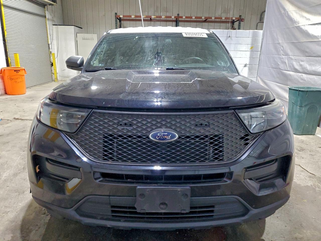 Ford Explorer Police Interceptor Image 12