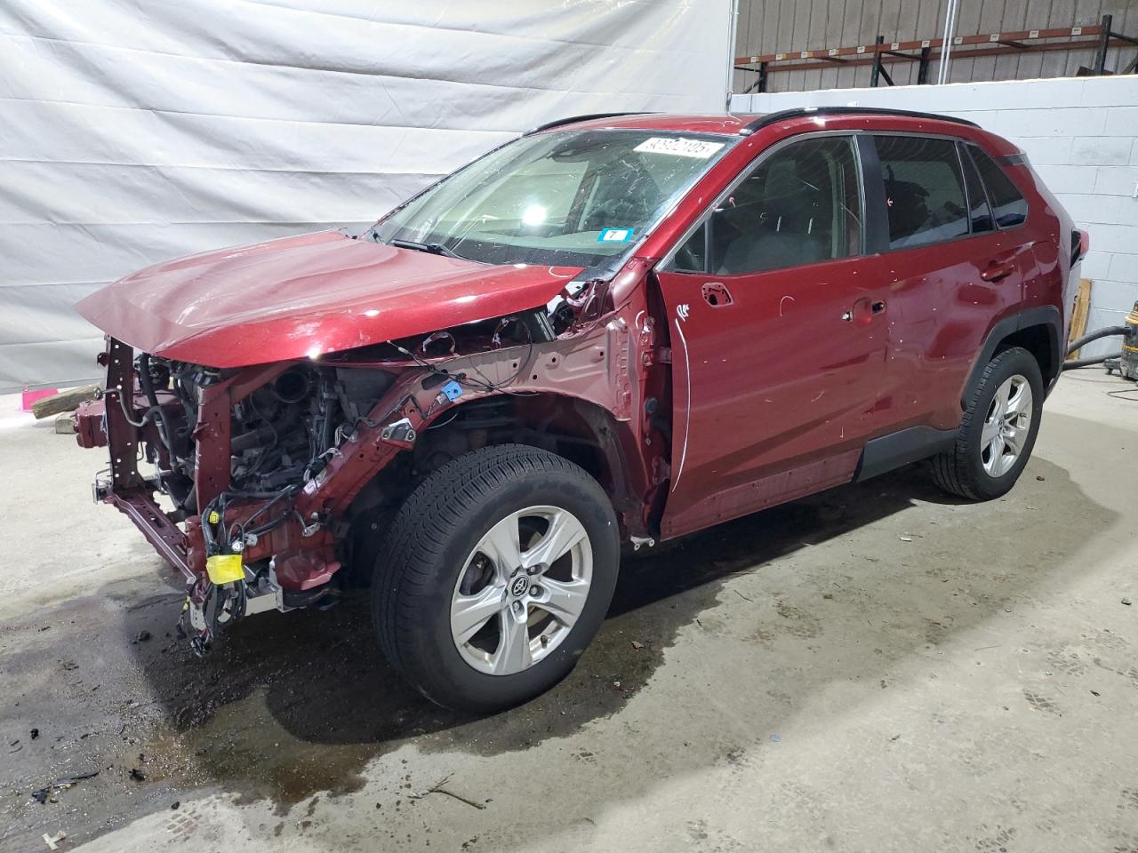 Toyota RAV4 Xle Image 1