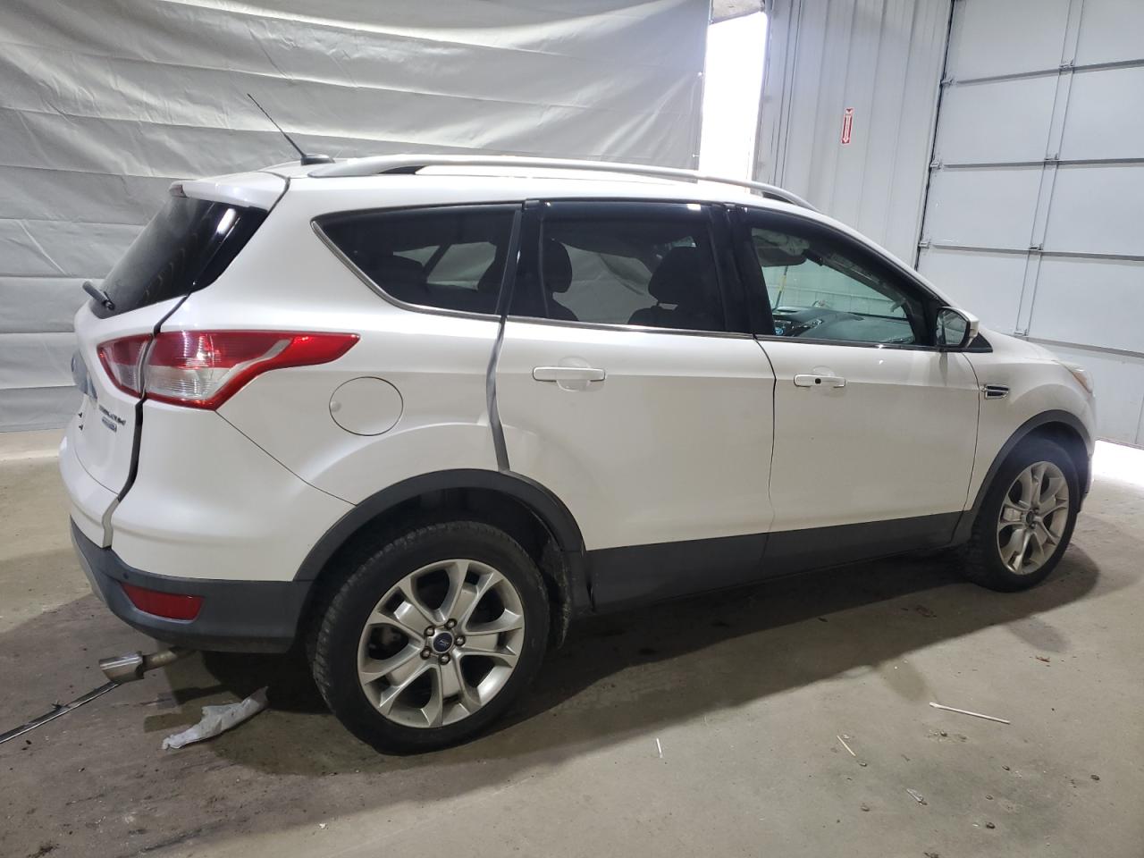 Ford Escape Titanium Image 3