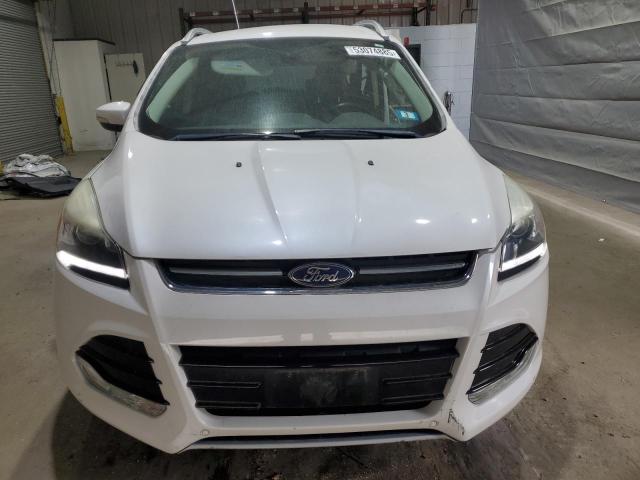 Ford Escape Titanium Image 2