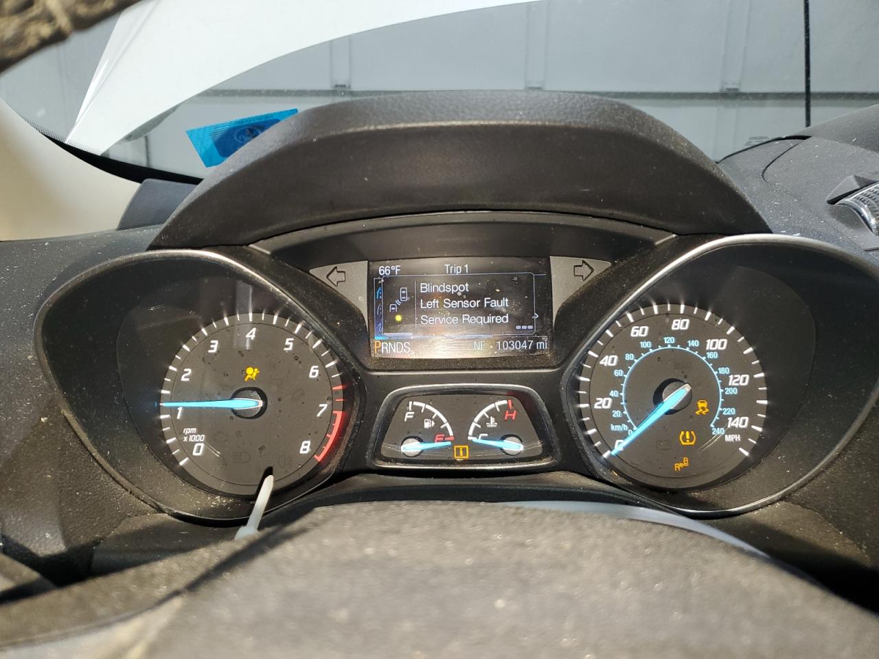 Ford Escape Titanium Image 12